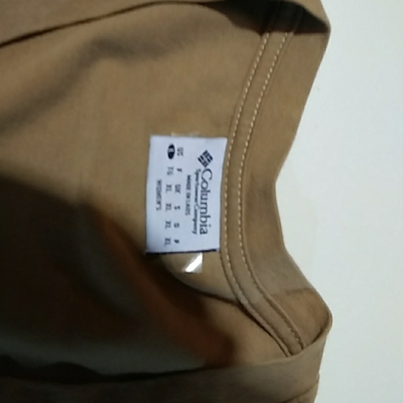 Clothing - Picture 8 of 8